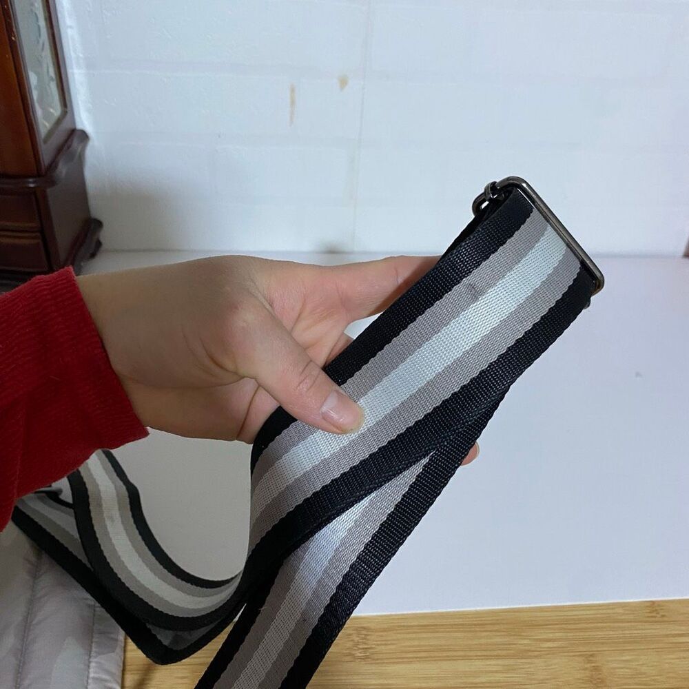 Think Rolyn Crossbody Bag - Picture 8 of 10